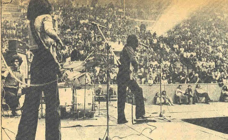 Erkin Koray historic arena performance
